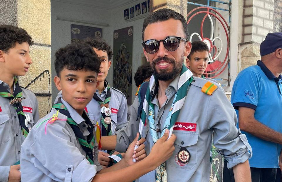 الكشافة
